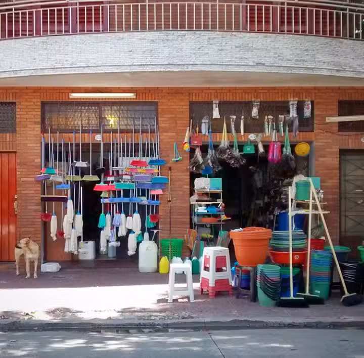 Art&iacute;culos De Limpieza &lsquo;Do&ntilde;a Maxi&rsquo;