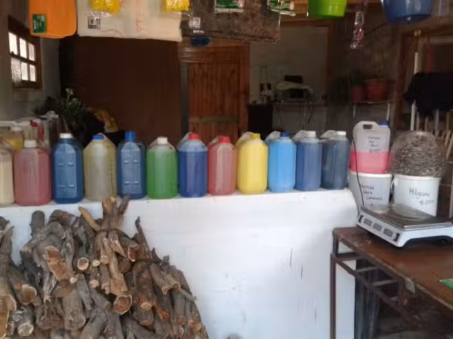 Articulos de limpieza y alimentos