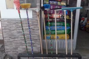 Articulos de limpieza &ldquo;Zuvir&iacute;a&rdquo; y forrajeria