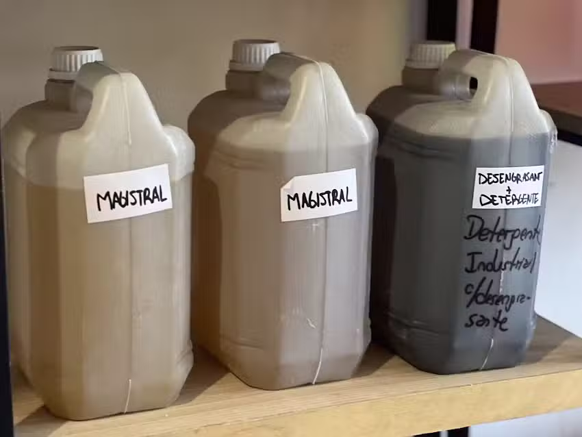 Bella Uma &ndash; productos de limpieza