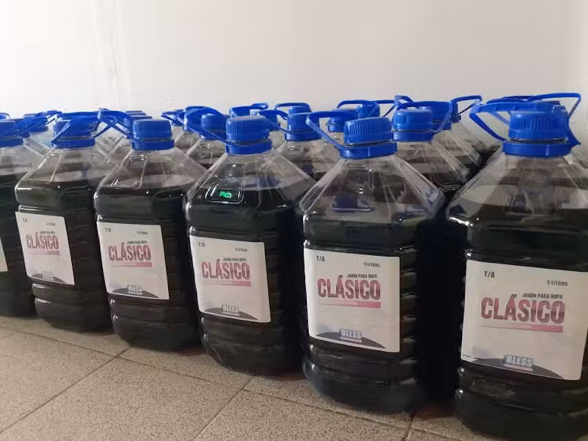 Bless centro de art&iacute;culos de limpieza