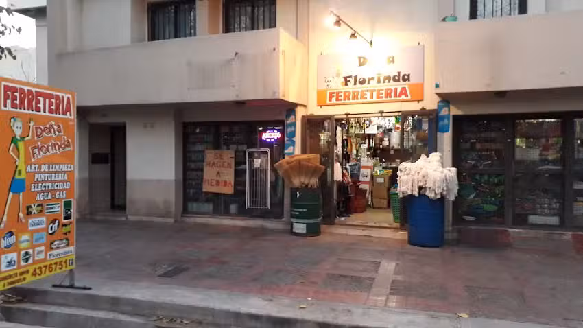 Do&ntilde;a Florinda Ferreteria y Art de Limpieza