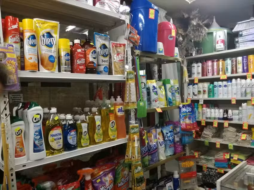 Flores En El Balde Limpieza y Perfumer&iacute;a