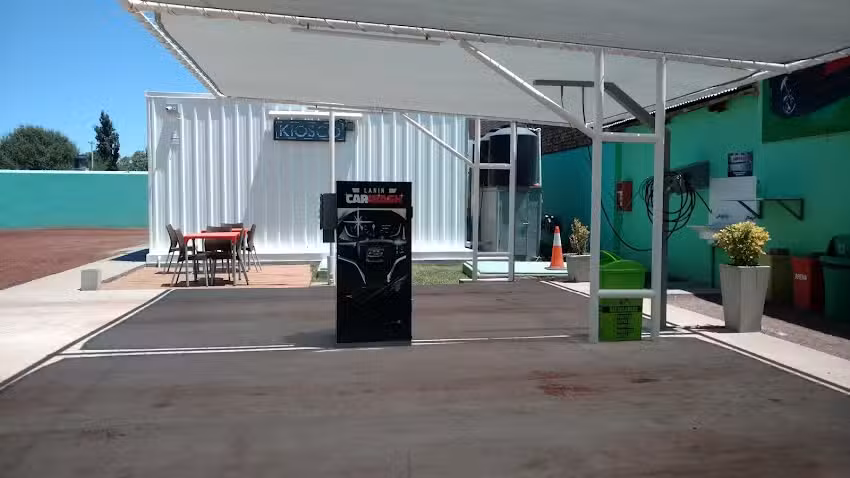 Lan&iacute;n Car Wash