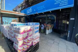 Locos por la limpieza Srl 25 de mayo