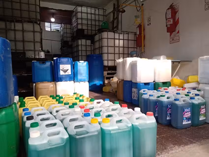 M&S Art&iacute;culos de Limpieza