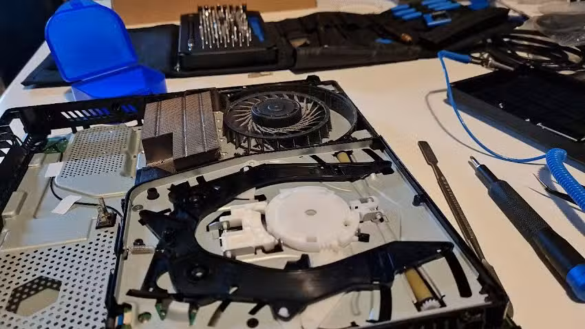 Mantenimiento Y Limpieza Profunda Con Cambio De Pasta Termica Premium PS3 Y PS4