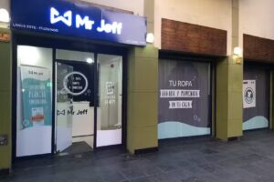 Mr Jeff &ndash; Lan&uacute;s