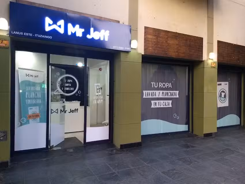 Mr Jeff &ndash; Lan&uacute;s