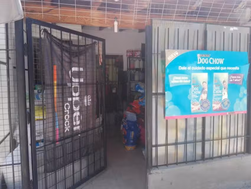 Pet Shop y Productos de Limpieza