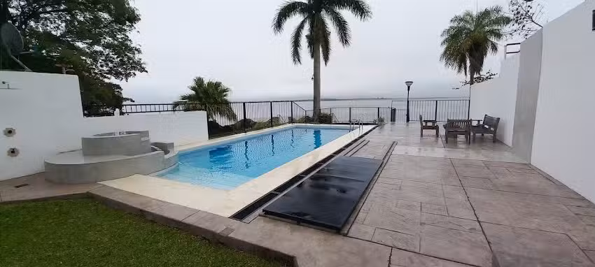 Piscinas Mambr&iacute;n