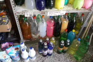 Quimica cuatro ASES artículos de limpieza y plasticos