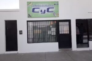 Qu&iacute;mica s&uacute;per limpieza